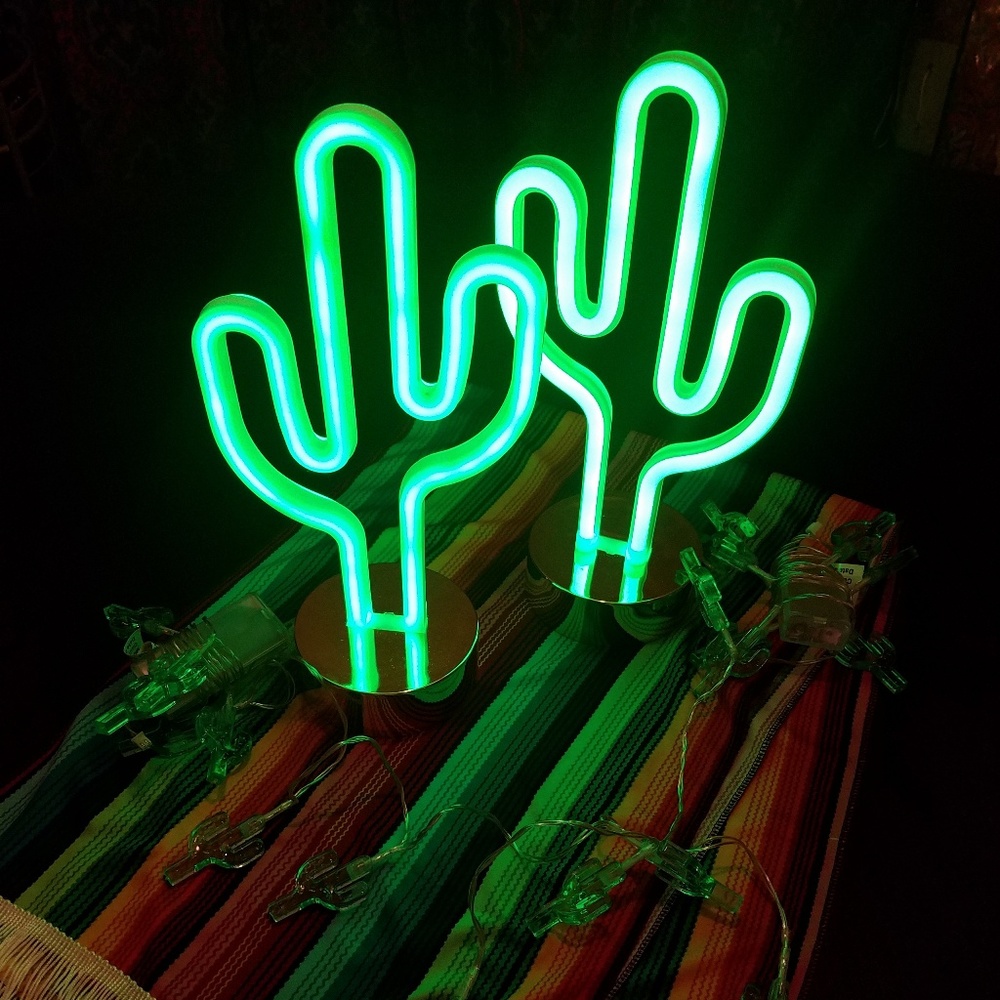 Fiesta Party Lights and Table Runner